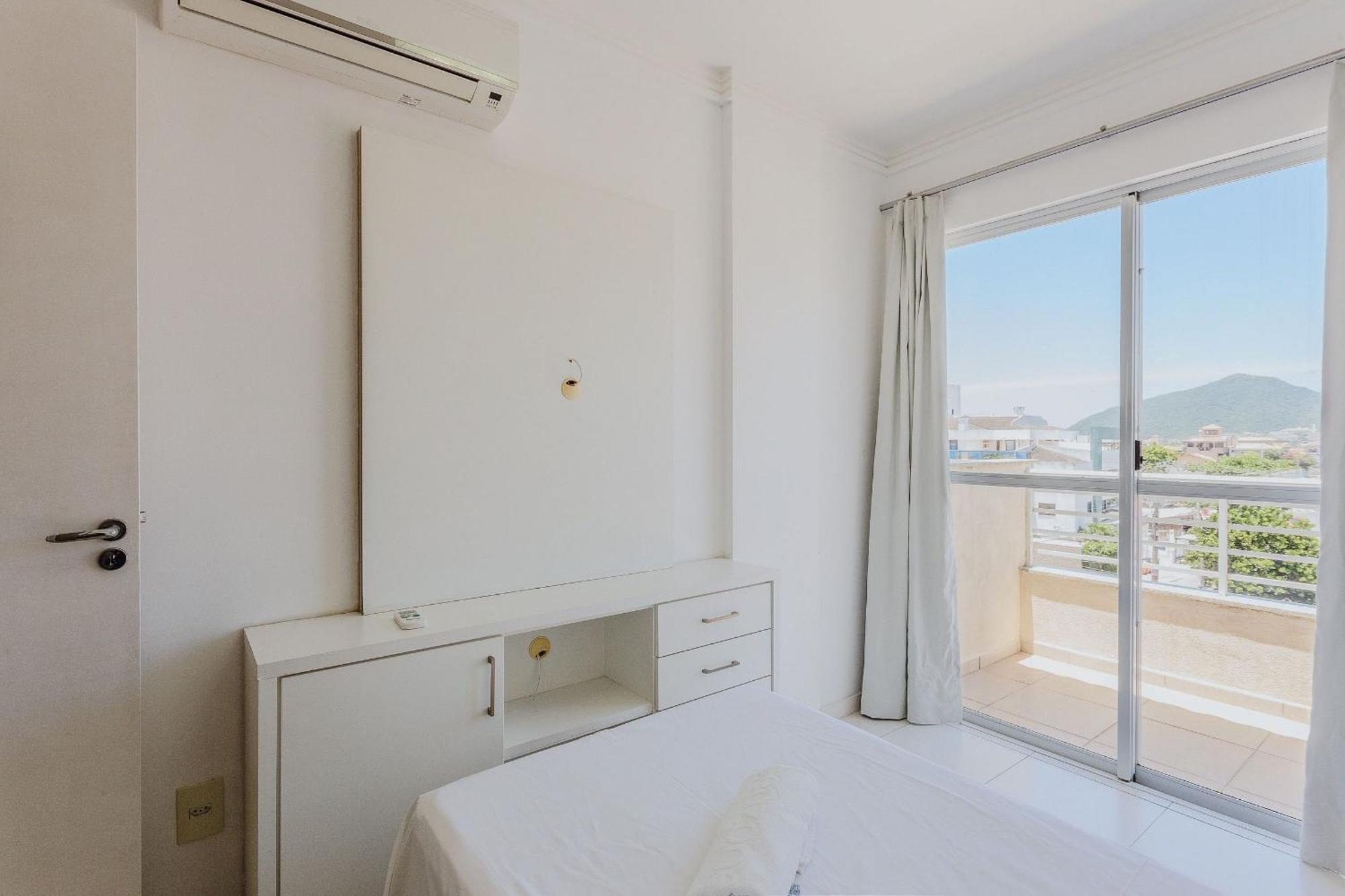 Apartamentos Com Piscina Em Floripa - Cac フロリアノポリス エクステリア 写真