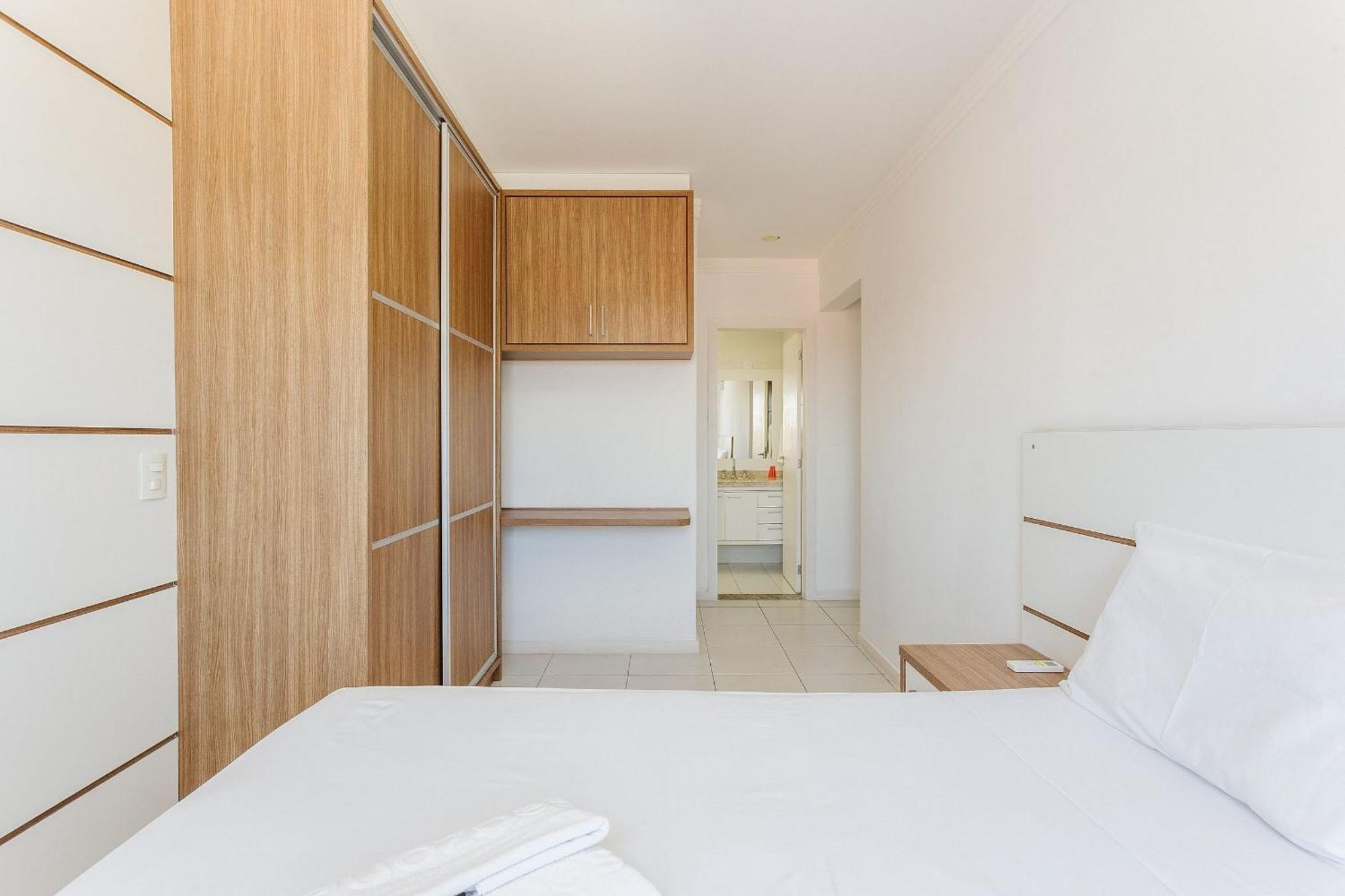 Apartamentos Com Piscina Em Floripa - Cac フロリアノポリス エクステリア 写真