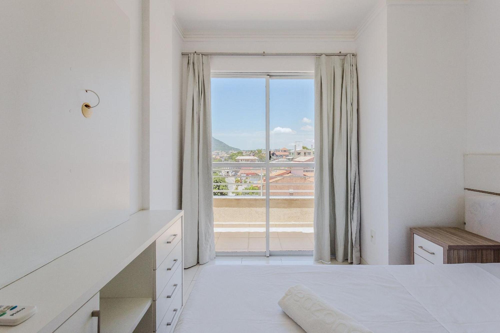 Apartamentos Com Piscina Em Floripa - Cac フロリアノポリス エクステリア 写真