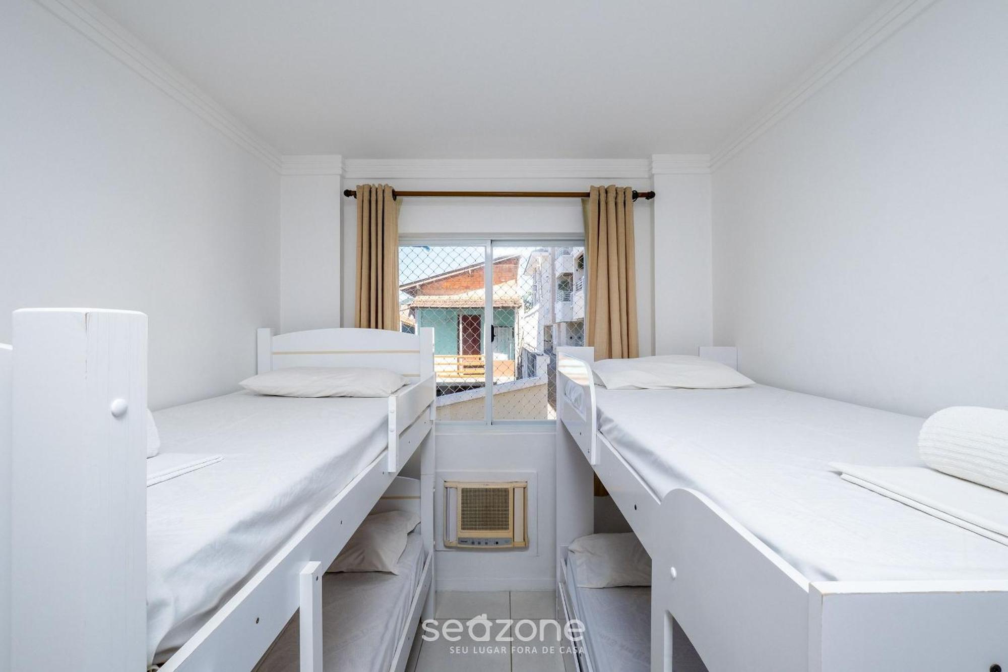 Apartamentos Com Piscina Em Floripa - Cac フロリアノポリス エクステリア 写真