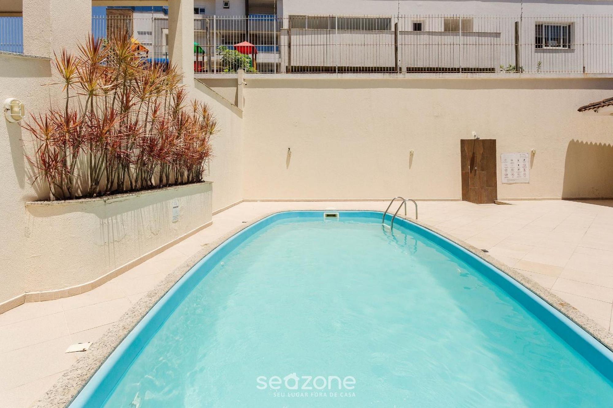 Apartamentos Com Piscina Em Floripa - Cac フロリアノポリス エクステリア 写真
