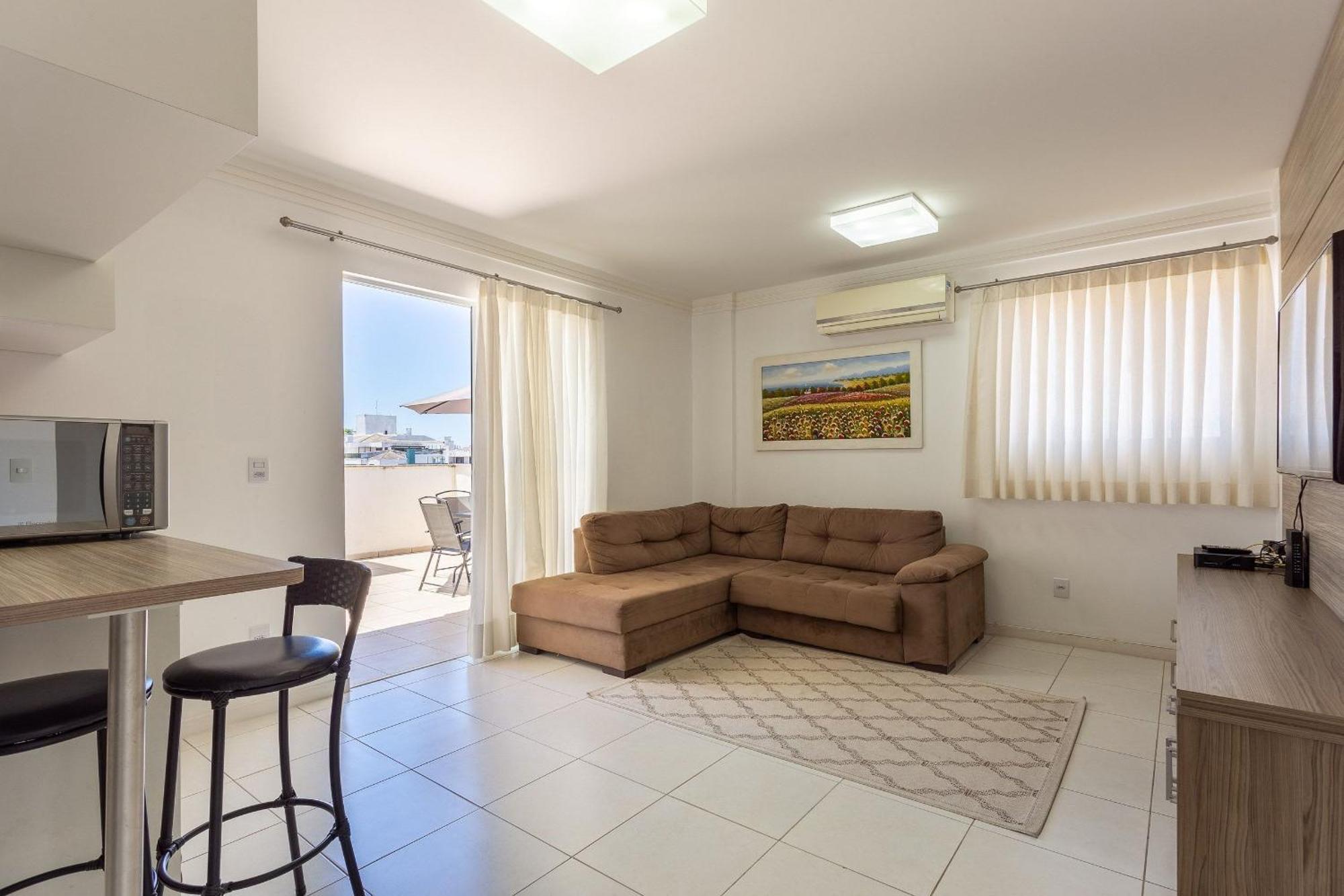 Apartamentos Com Piscina Em Floripa - Cac フロリアノポリス エクステリア 写真